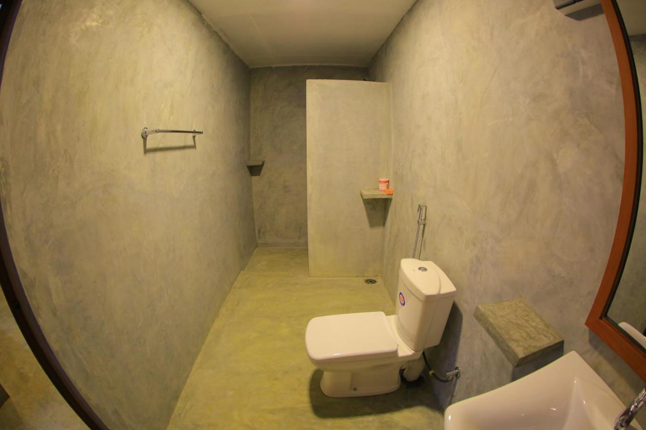 Click Hiriketiya Hotel Dikwella Luaran gambar