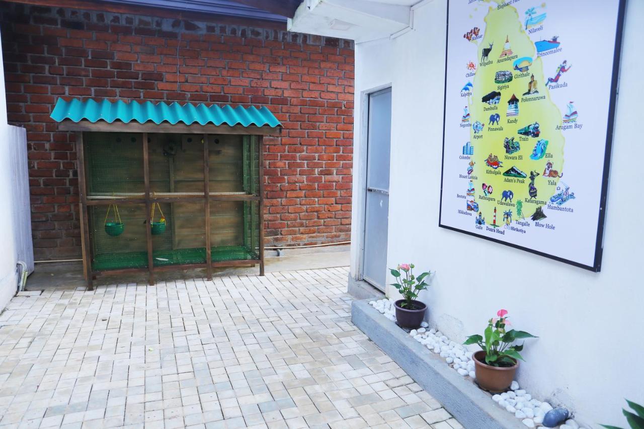 Click Hiriketiya Hotel Dikwella Luaran gambar