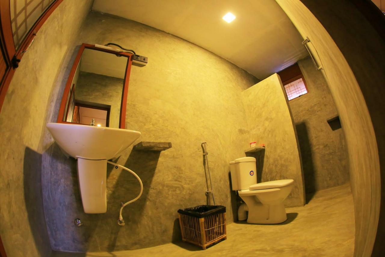 Click Hiriketiya Hotel Dikwella Luaran gambar